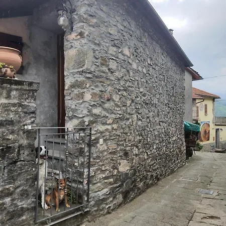 Zeus Lizzano Holiday home